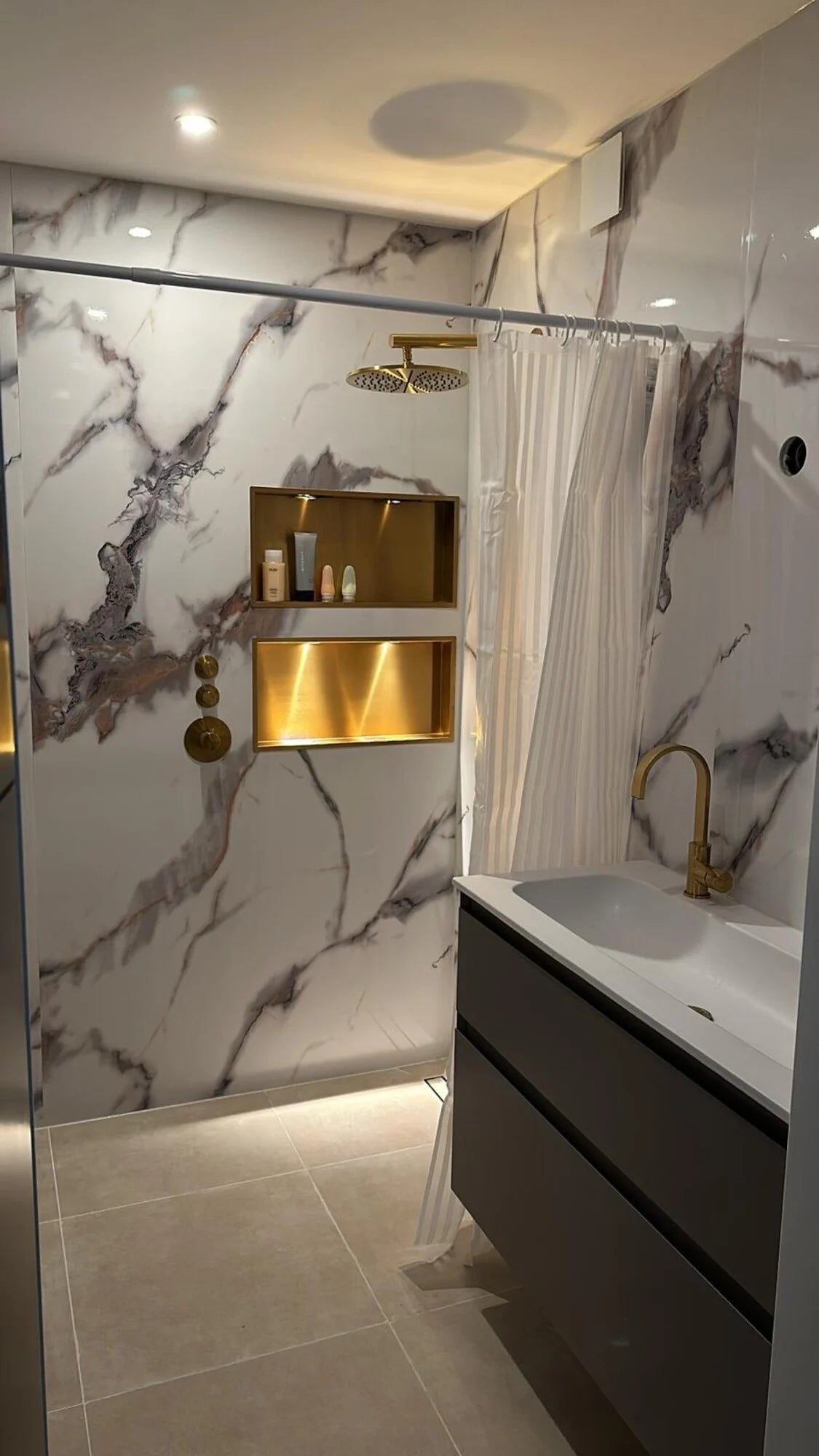 Wit Goud Hoogglans | PVC Wandpaneel